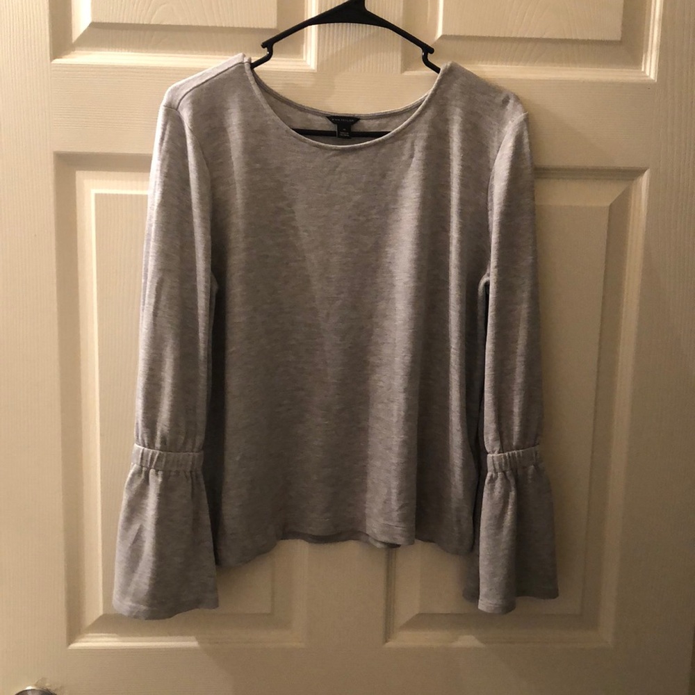 Ann Taylor long sleep top